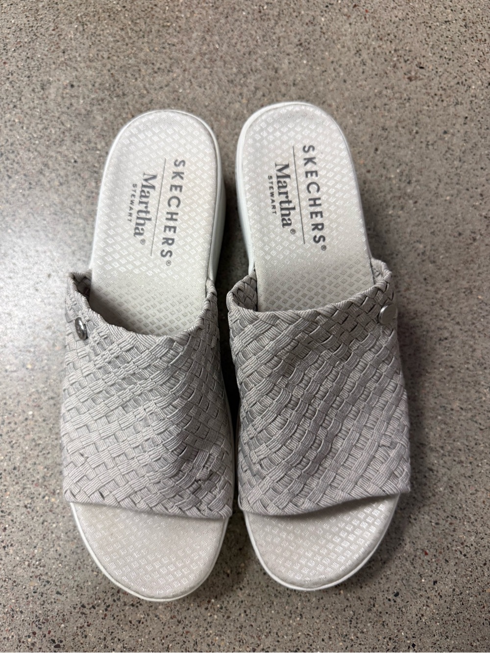 Skechers Martha Woven Slide Mules - Light Gray